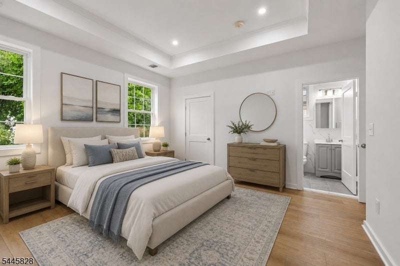 7 Terrace Pl