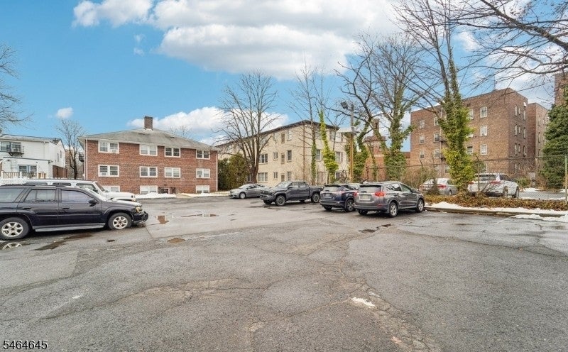 357 Franklin St 7