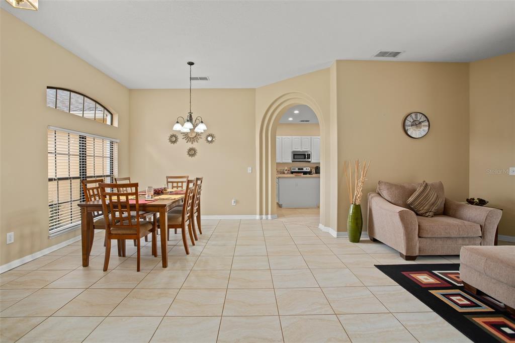 356 Coventry Rd