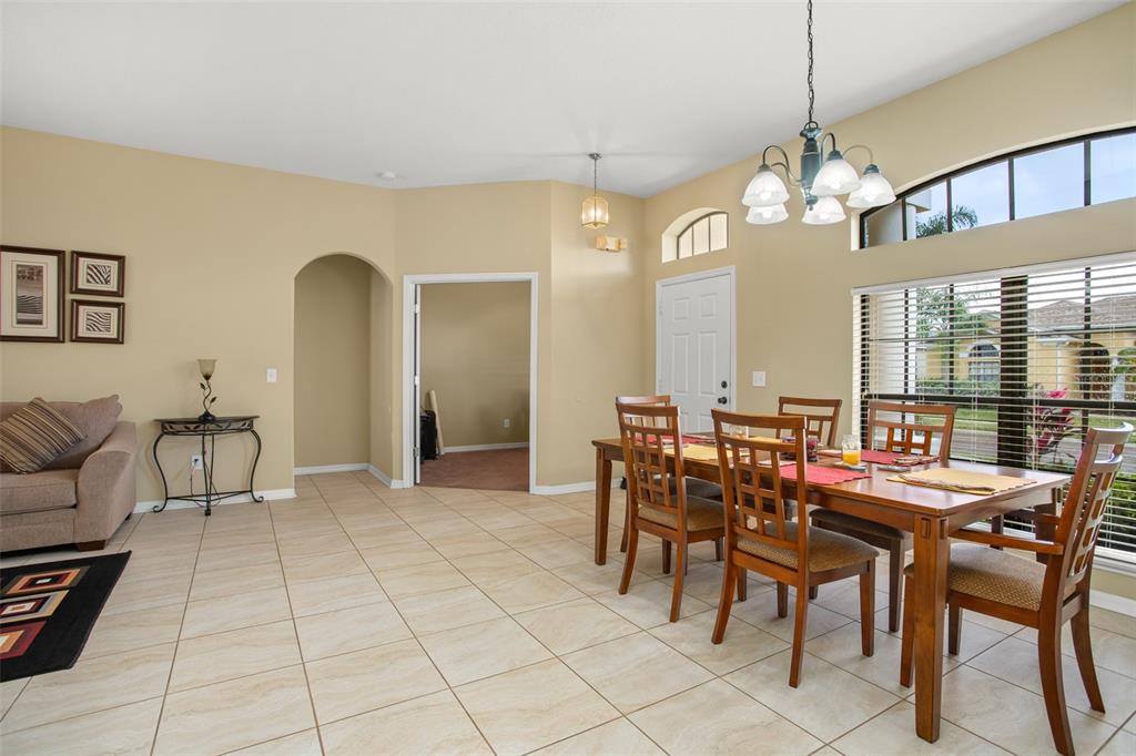 356 Coventry Rd