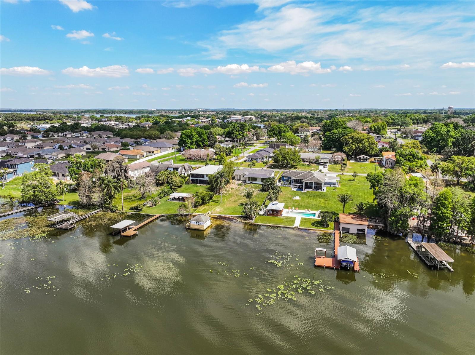 2580 E LAKE HARTRIDGE DR