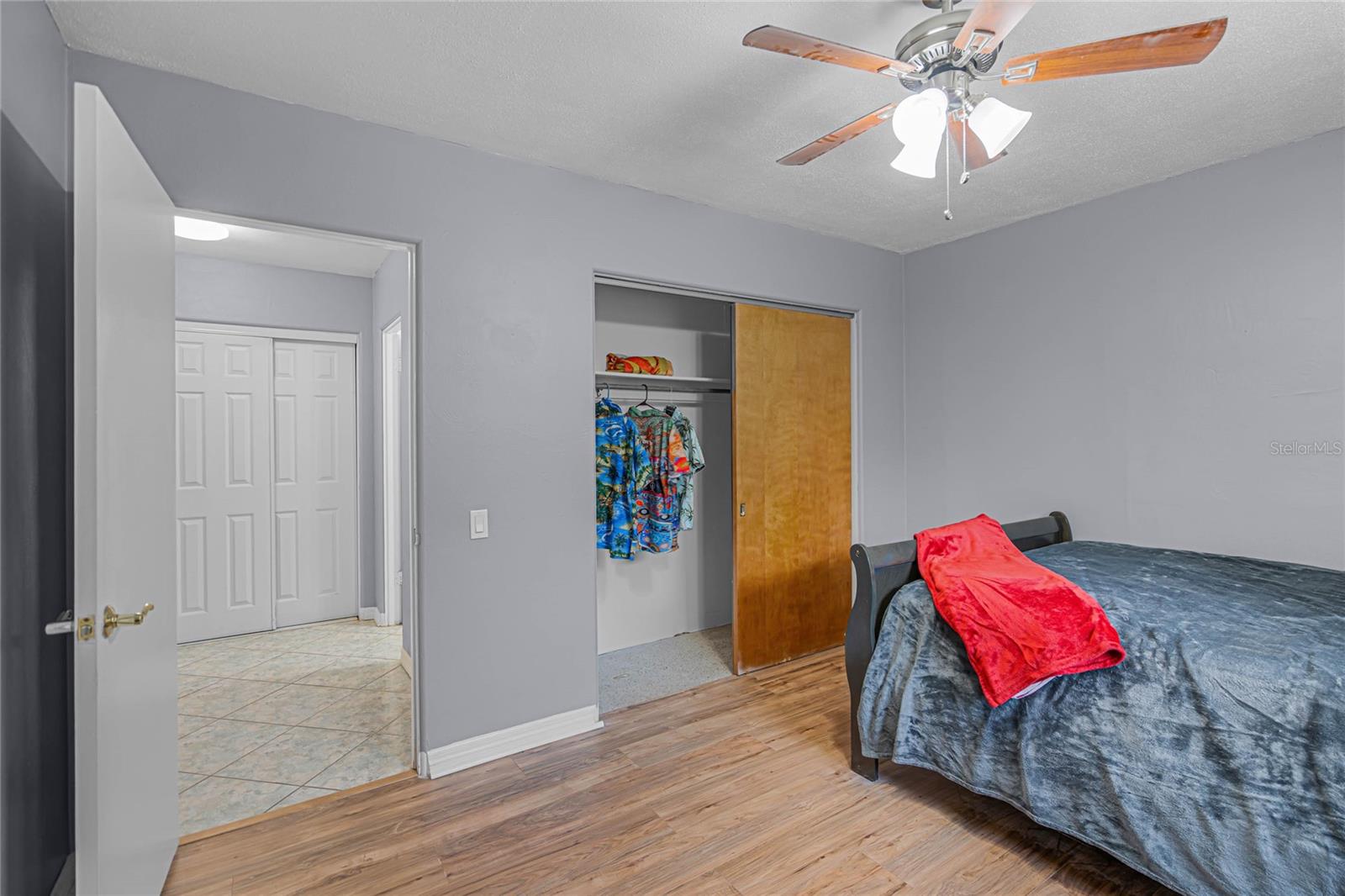 2580 E LAKE HARTRIDGE DR