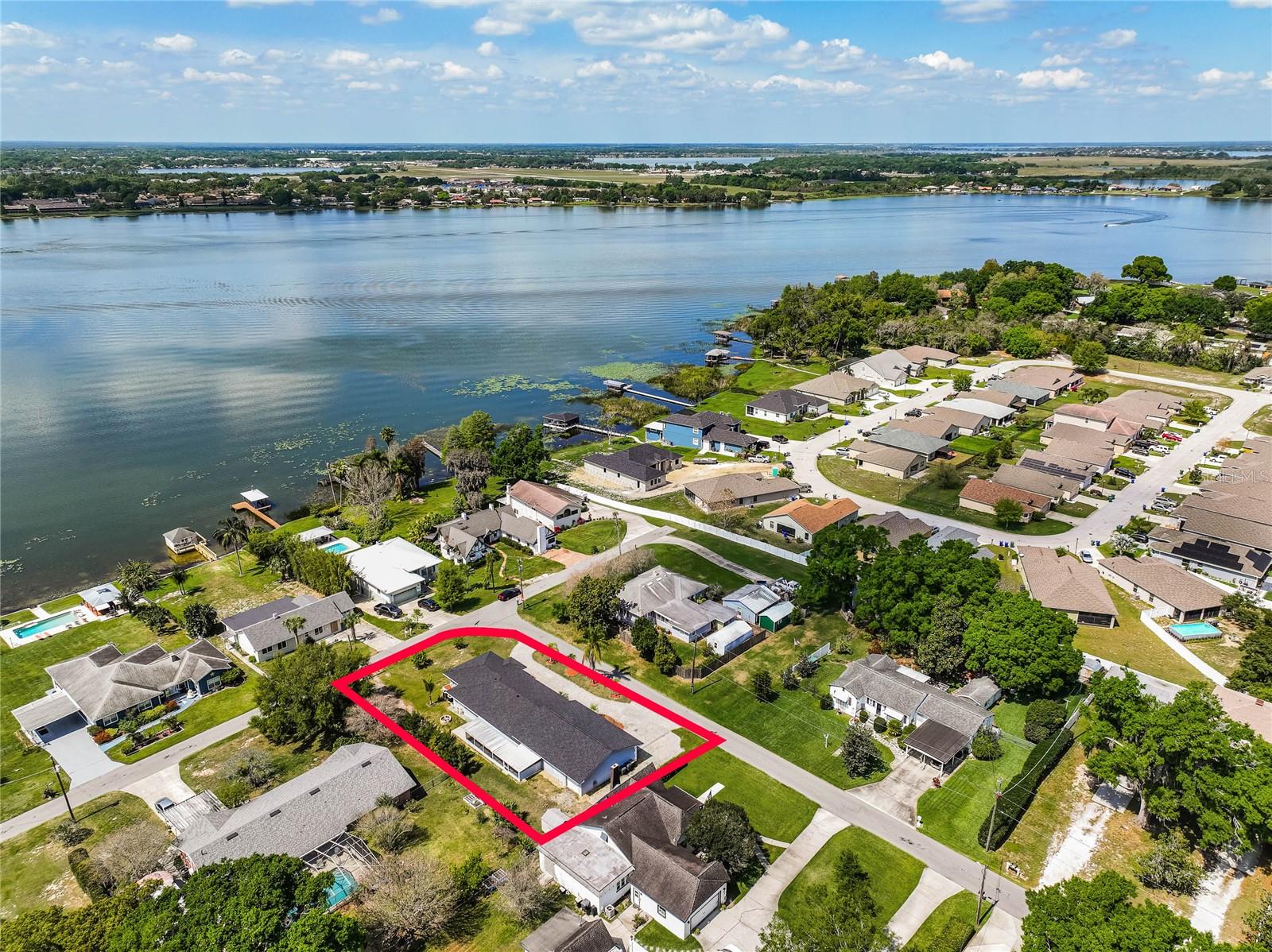 2580 E LAKE HARTRIDGE DR