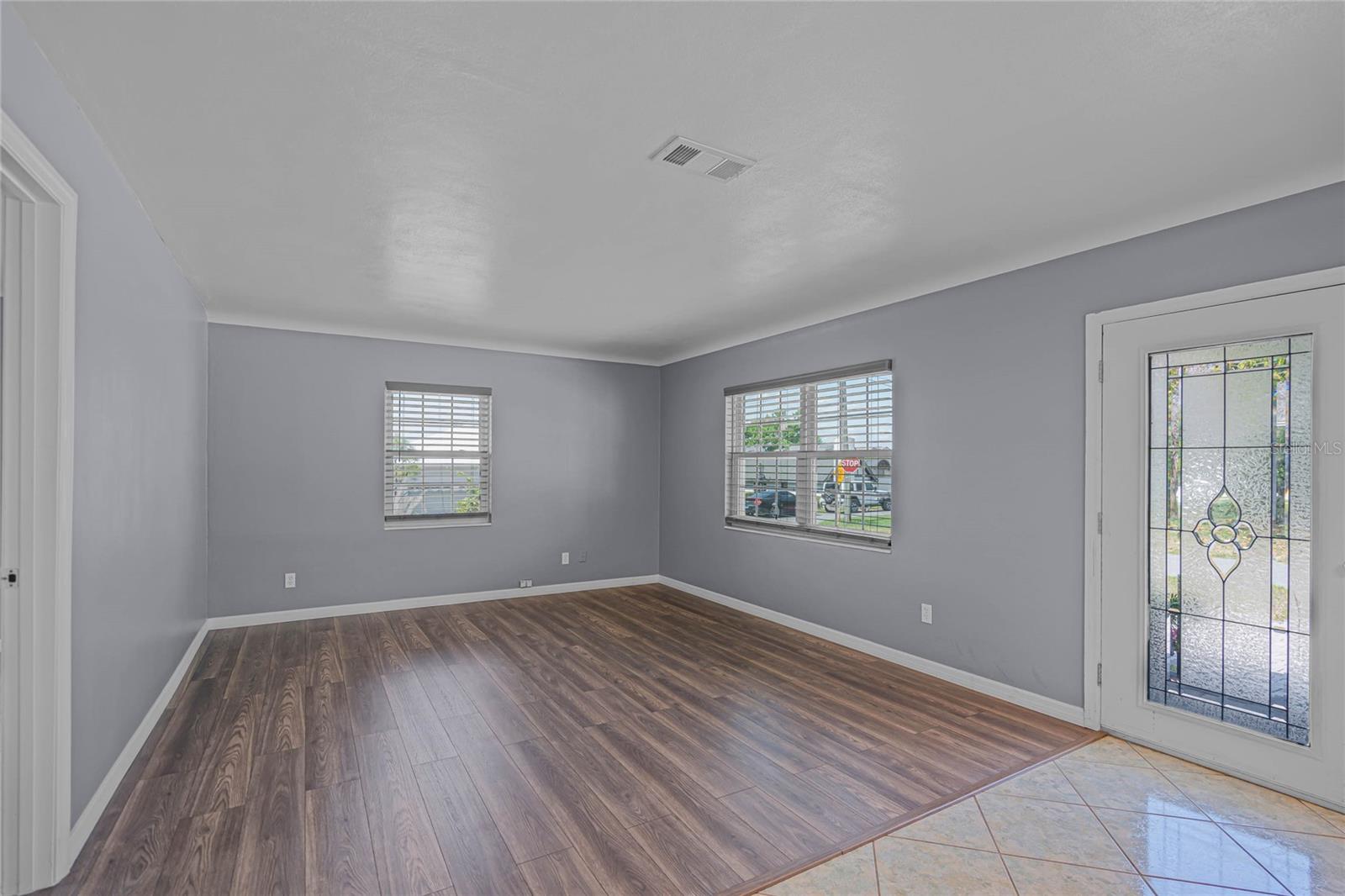 2580 E LAKE HARTRIDGE DR