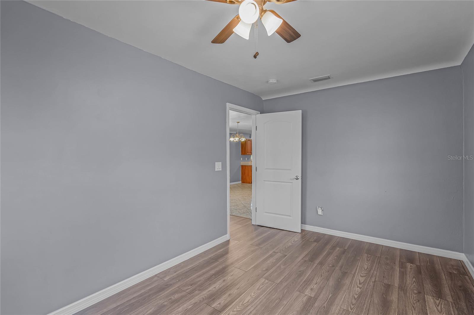 2580 E LAKE HARTRIDGE DR