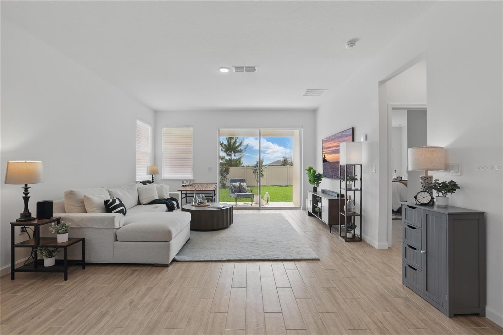 4338 DAVOS DR