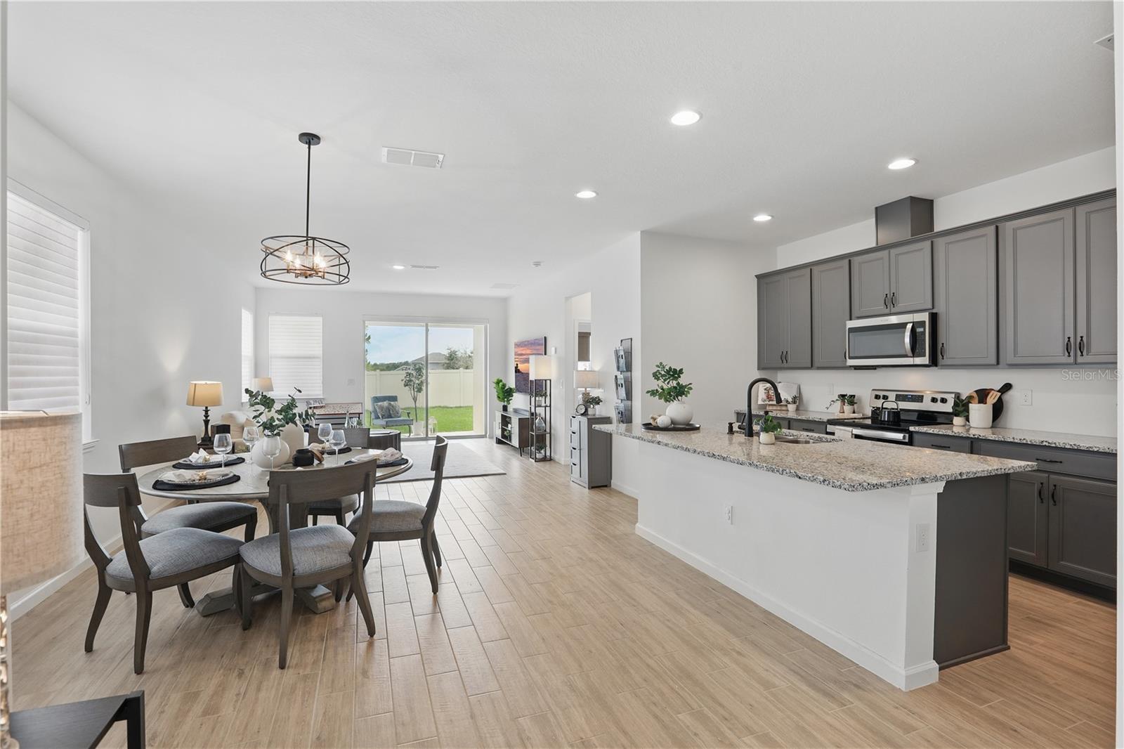 4338 DAVOS DR