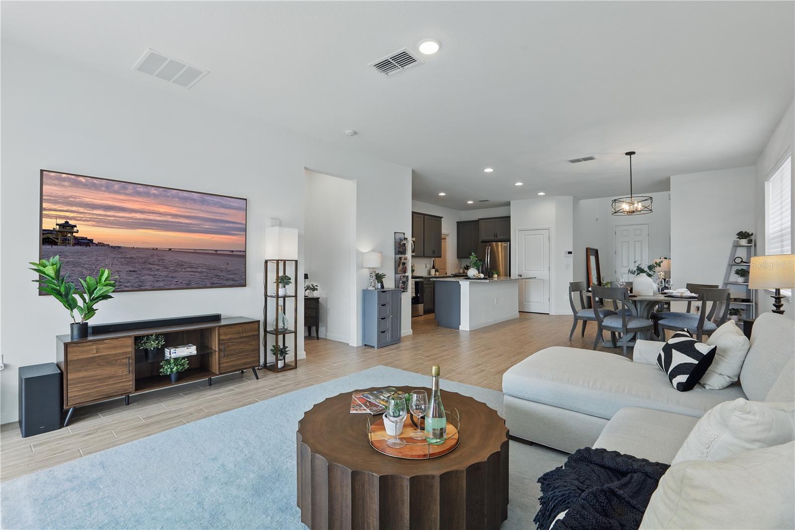 4338 DAVOS DR