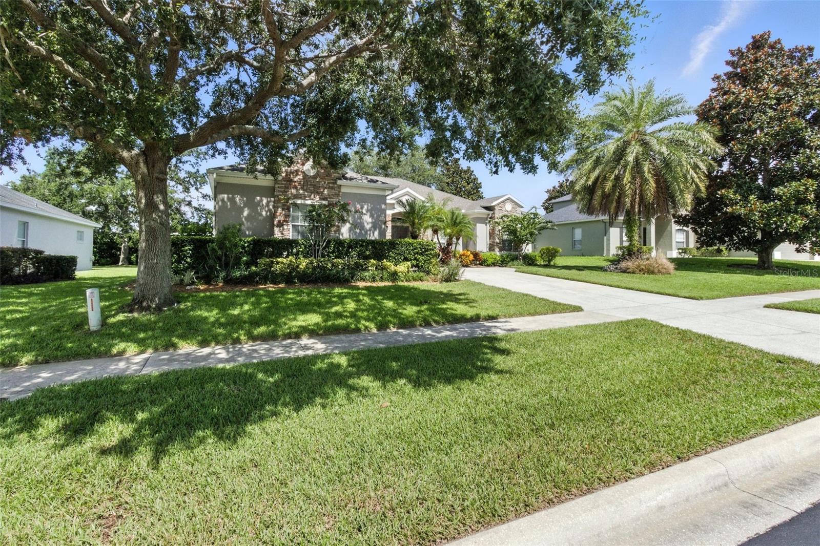 4516 BARRISTER DR