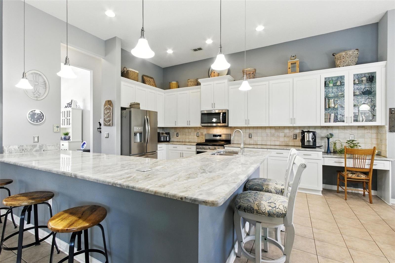 4516 BARRISTER DR