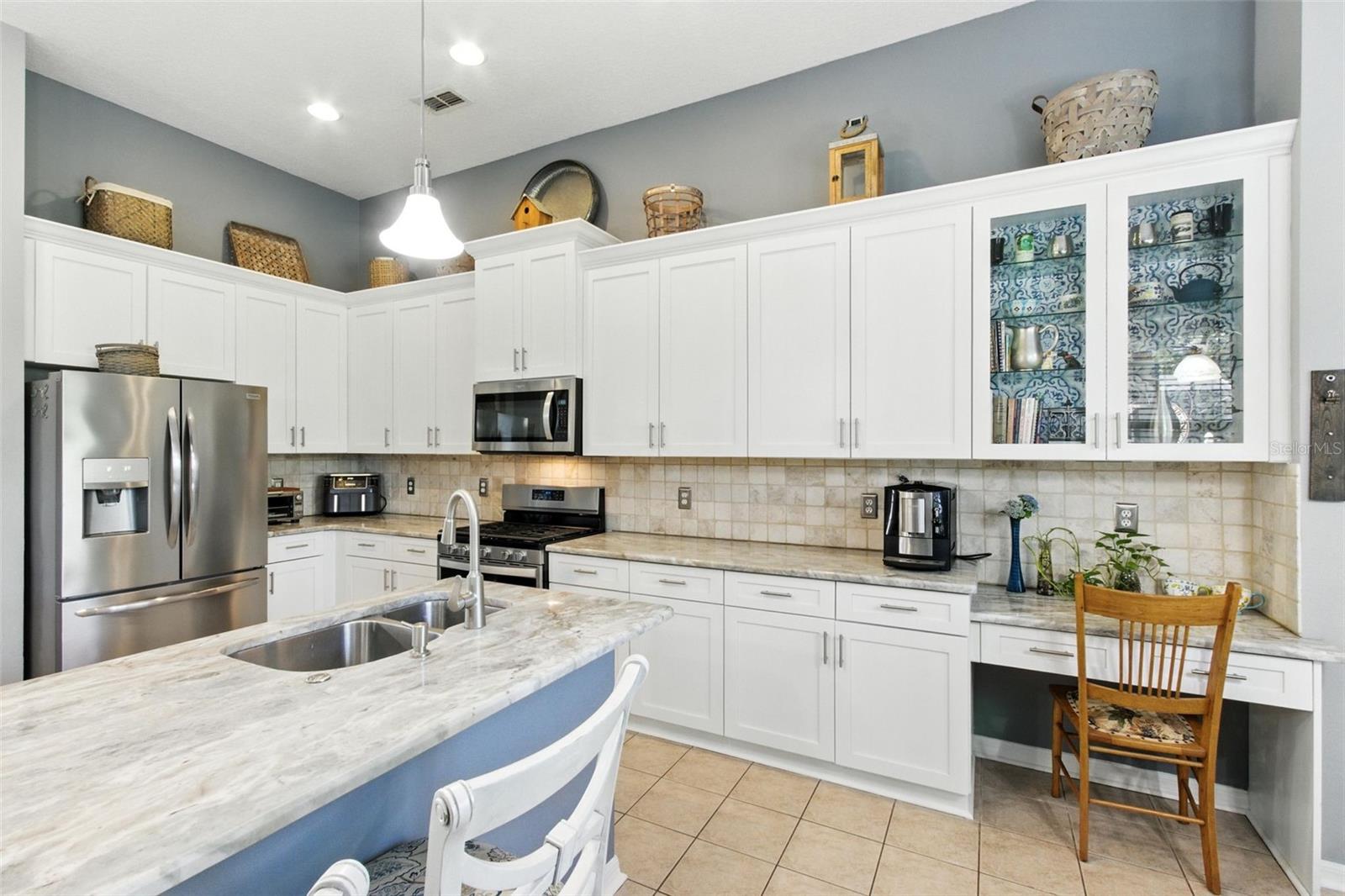 4516 BARRISTER DR