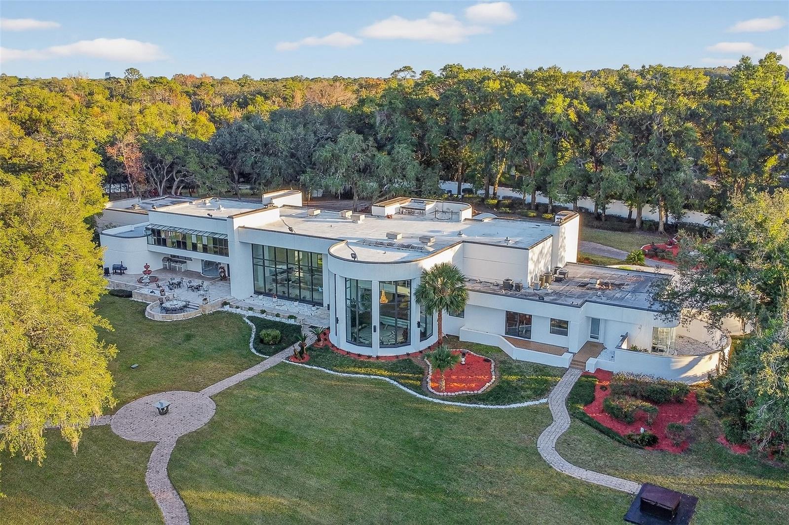 812 SWEETWATER CLUB BLVD