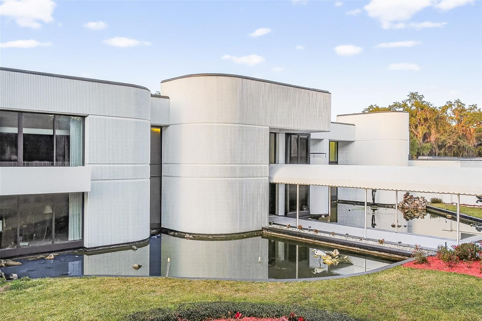 812 SWEETWATER CLUB BLVD