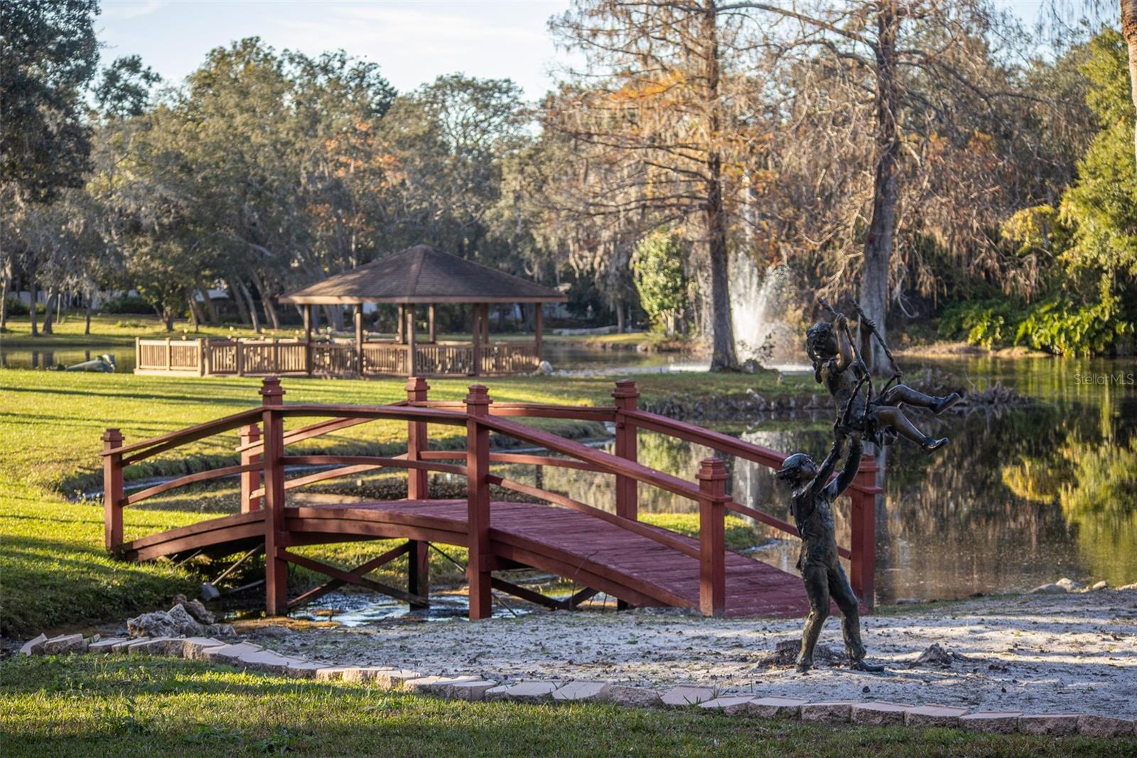 812 SWEETWATER CLUB BLVD