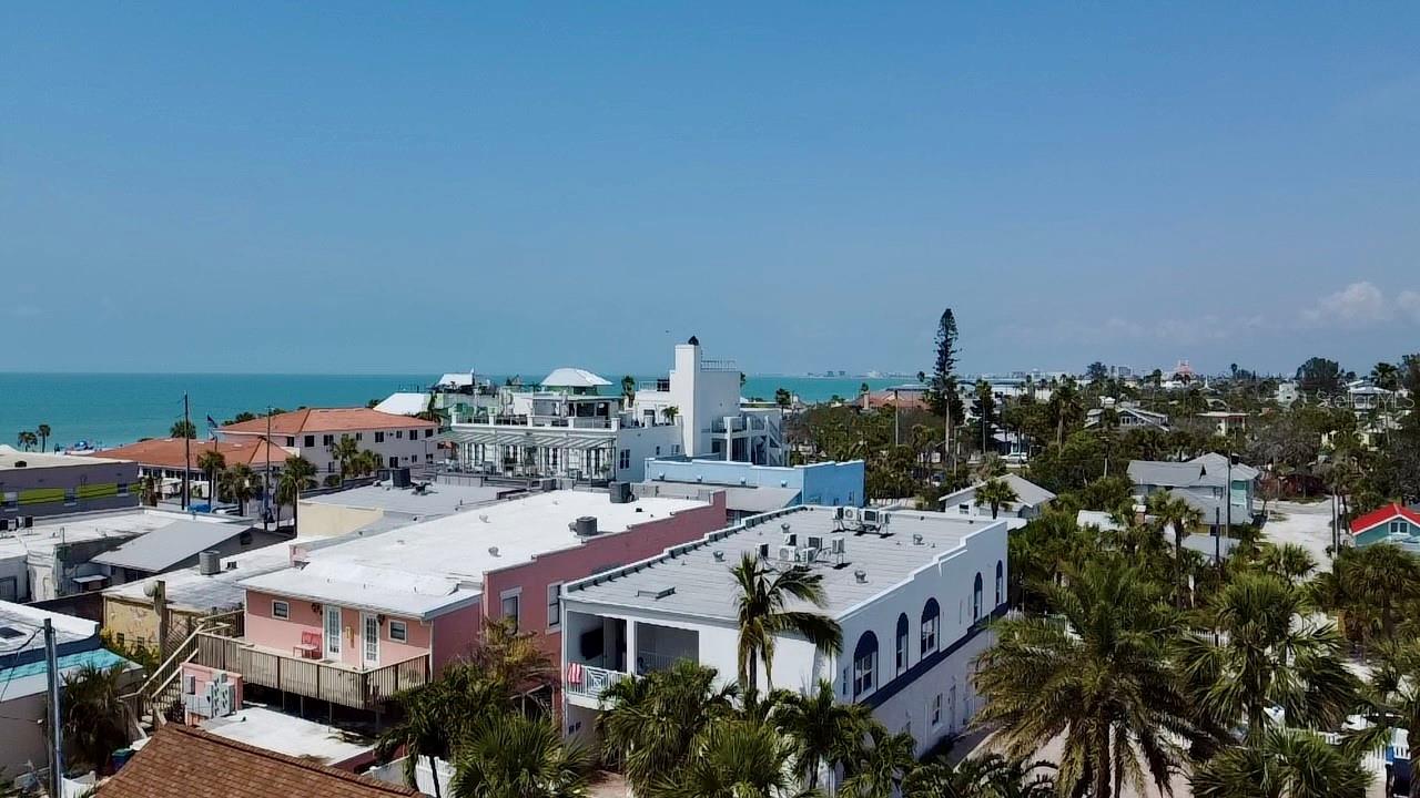 702 PASS A GRILLE WAY