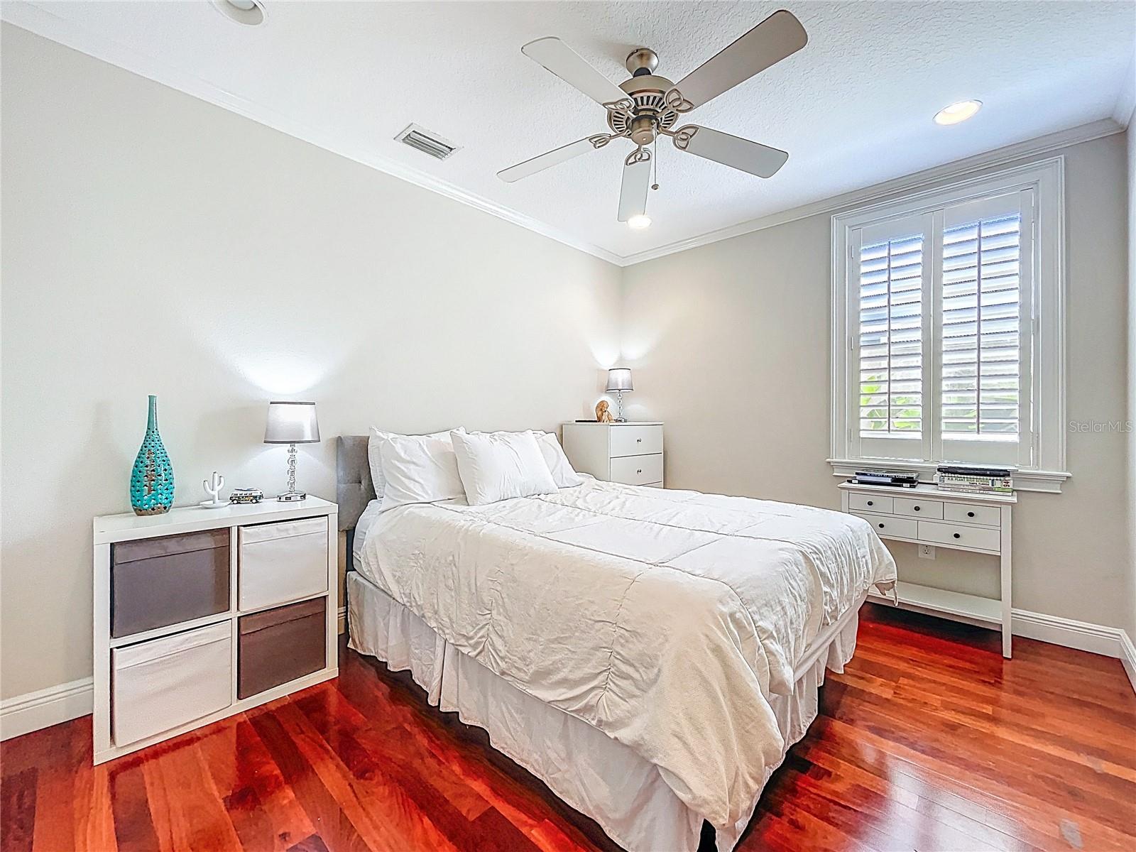 4847 W FLAMINGO RD #5