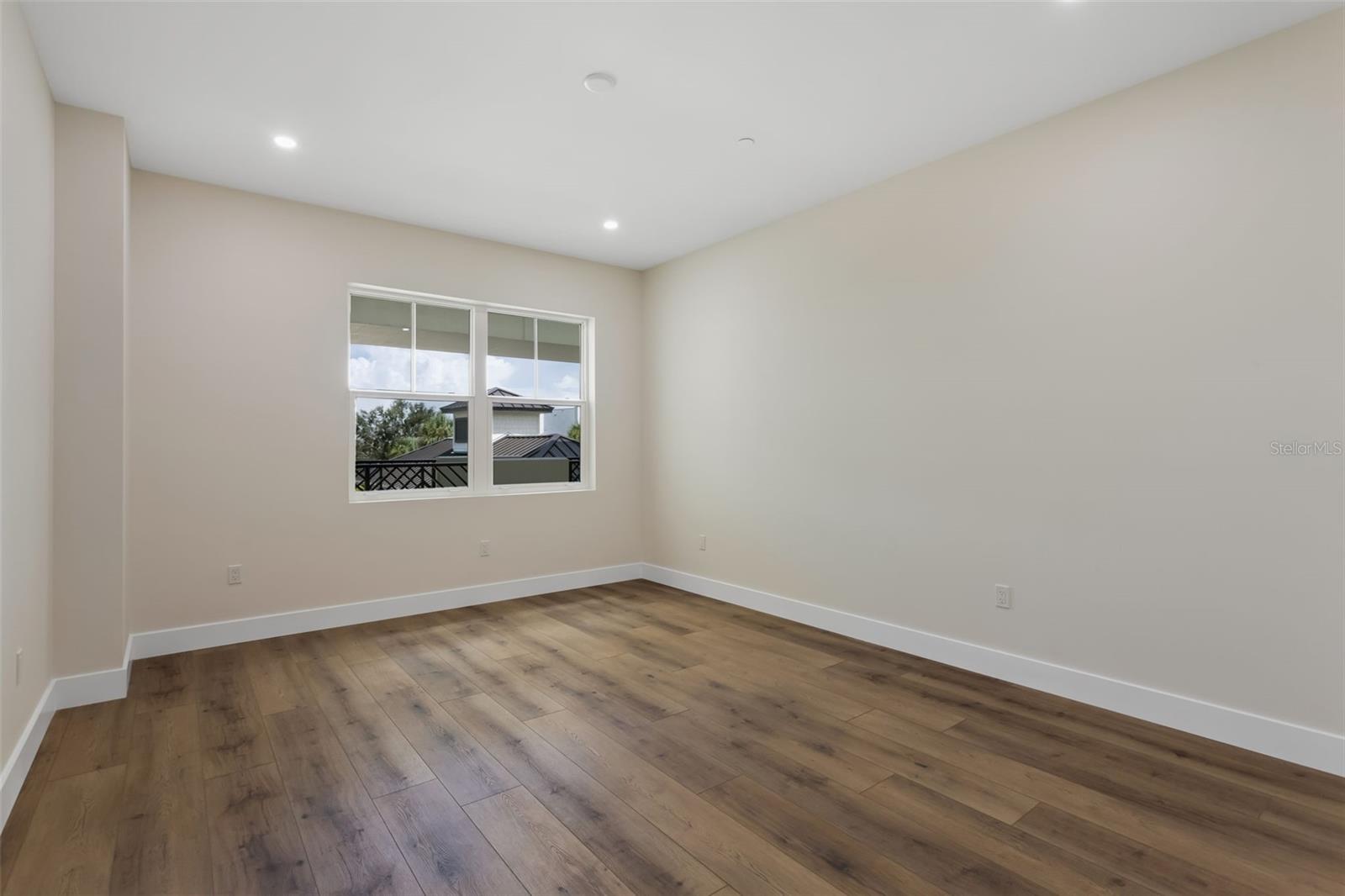 455 PINELLAS BAYWAY S #3B