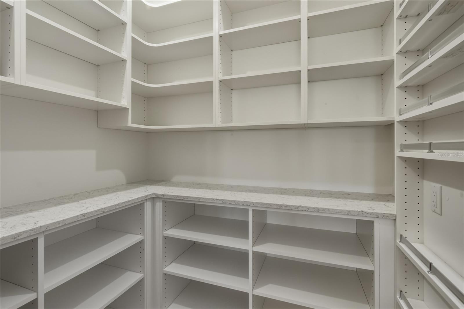 455 PINELLAS BAYWAY S #3B