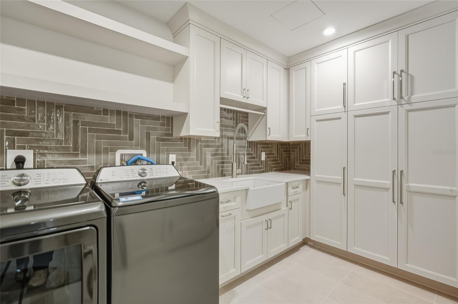 455 PINELLAS BAYWAY S #2A