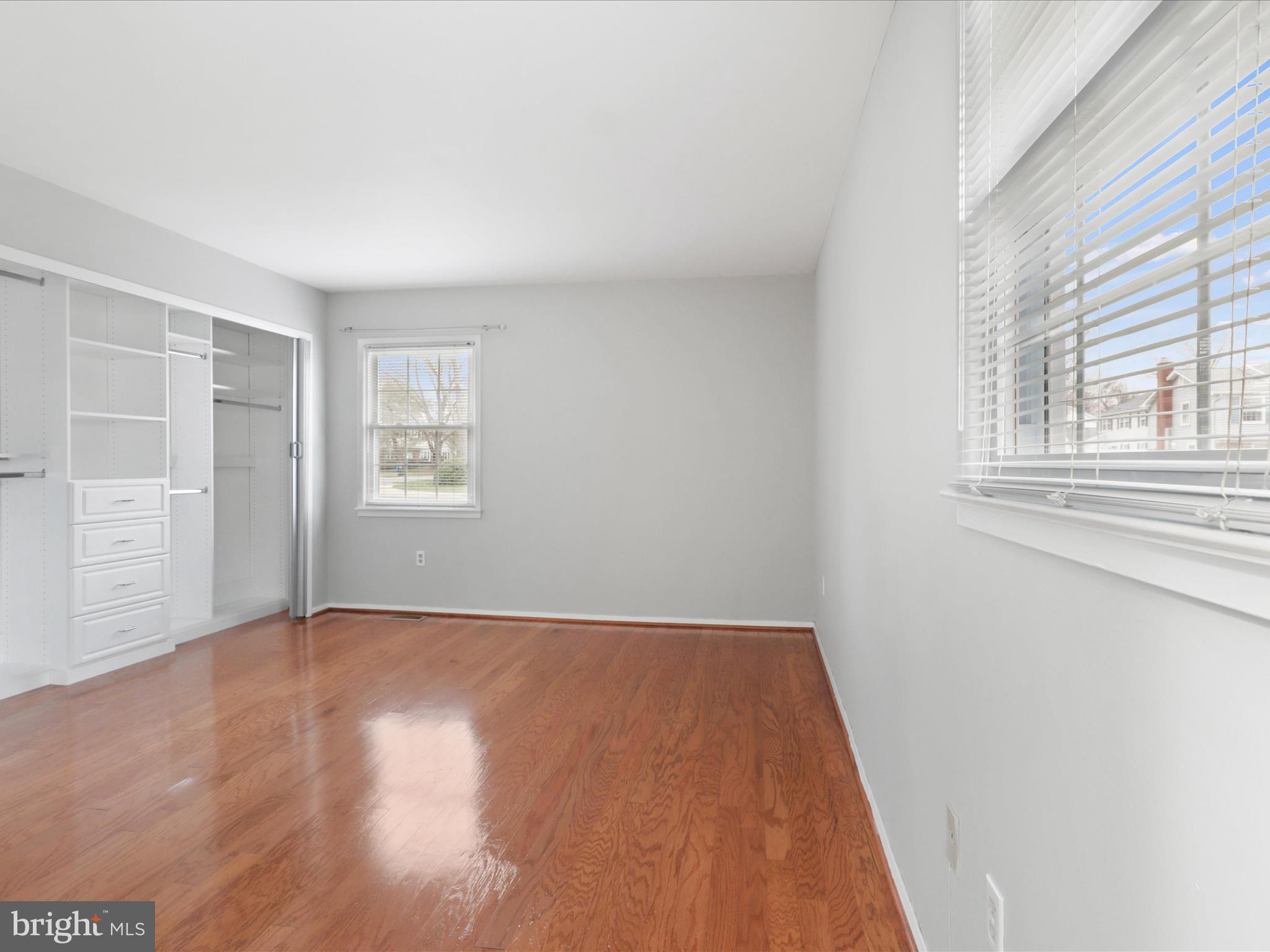 13013 Parson Ln