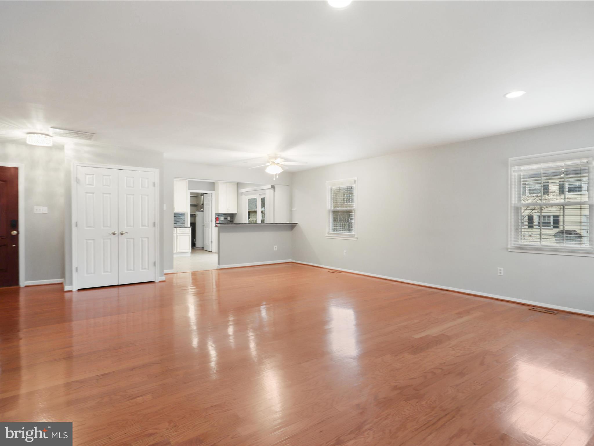13013 Parson Ln