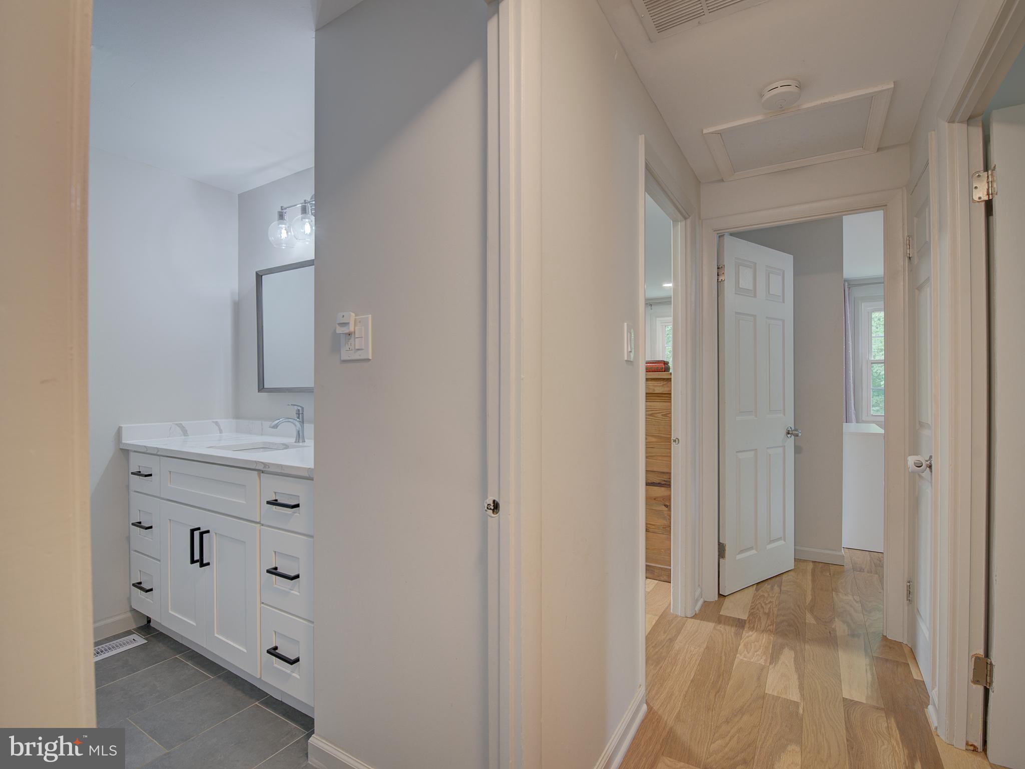 13102 MELVILLE LN