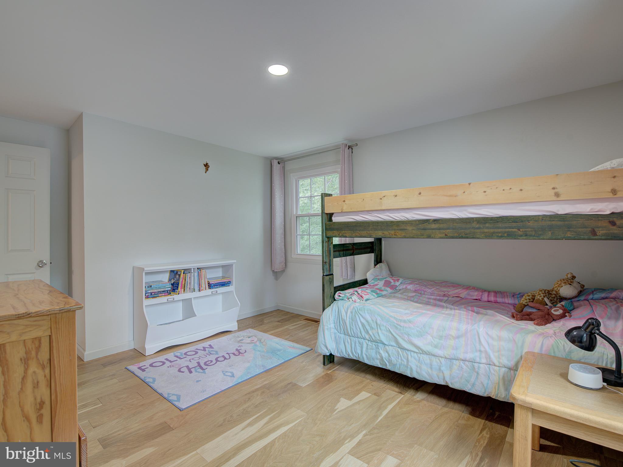 13102 MELVILLE LN