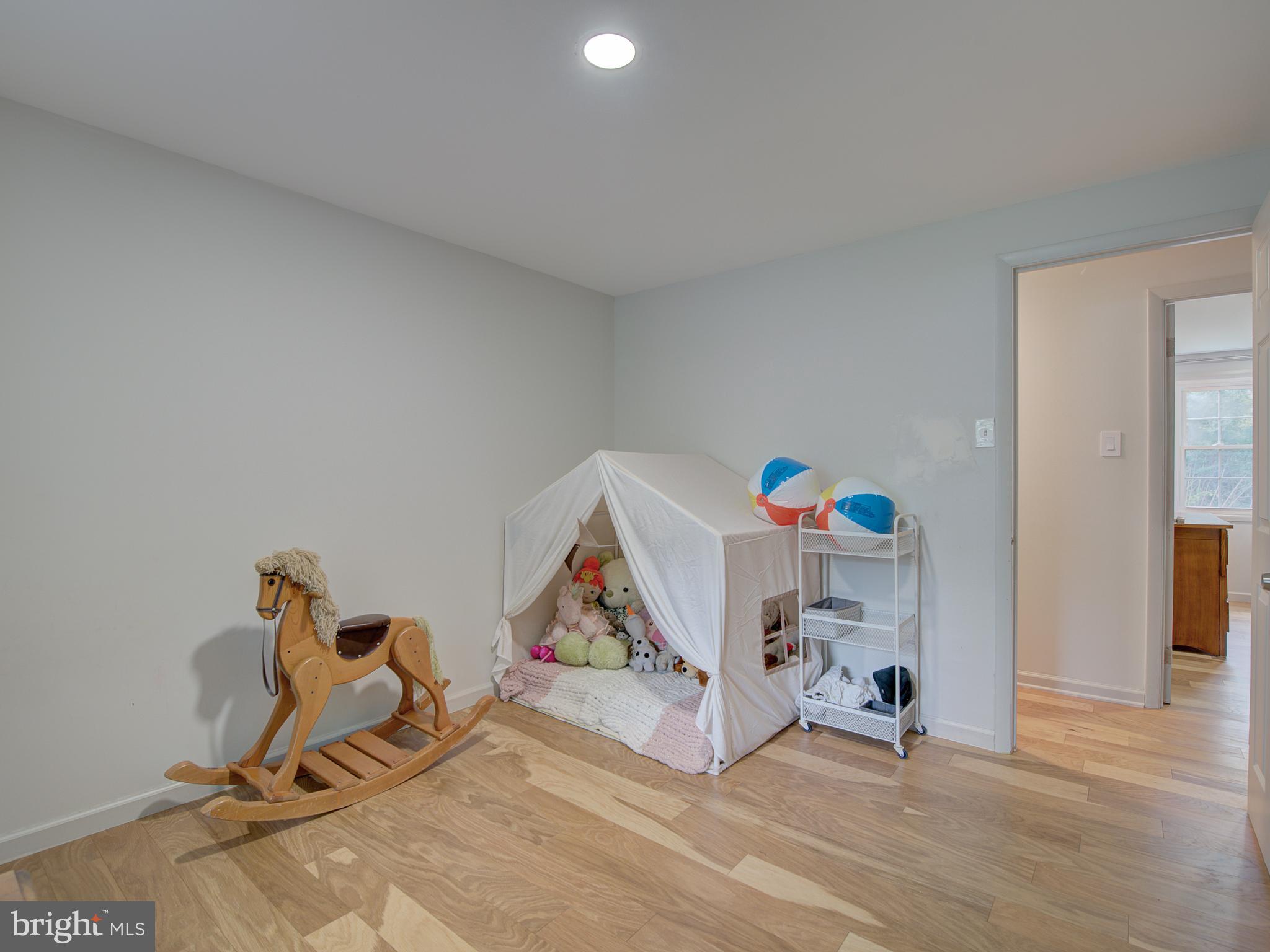 13102 MELVILLE LN
