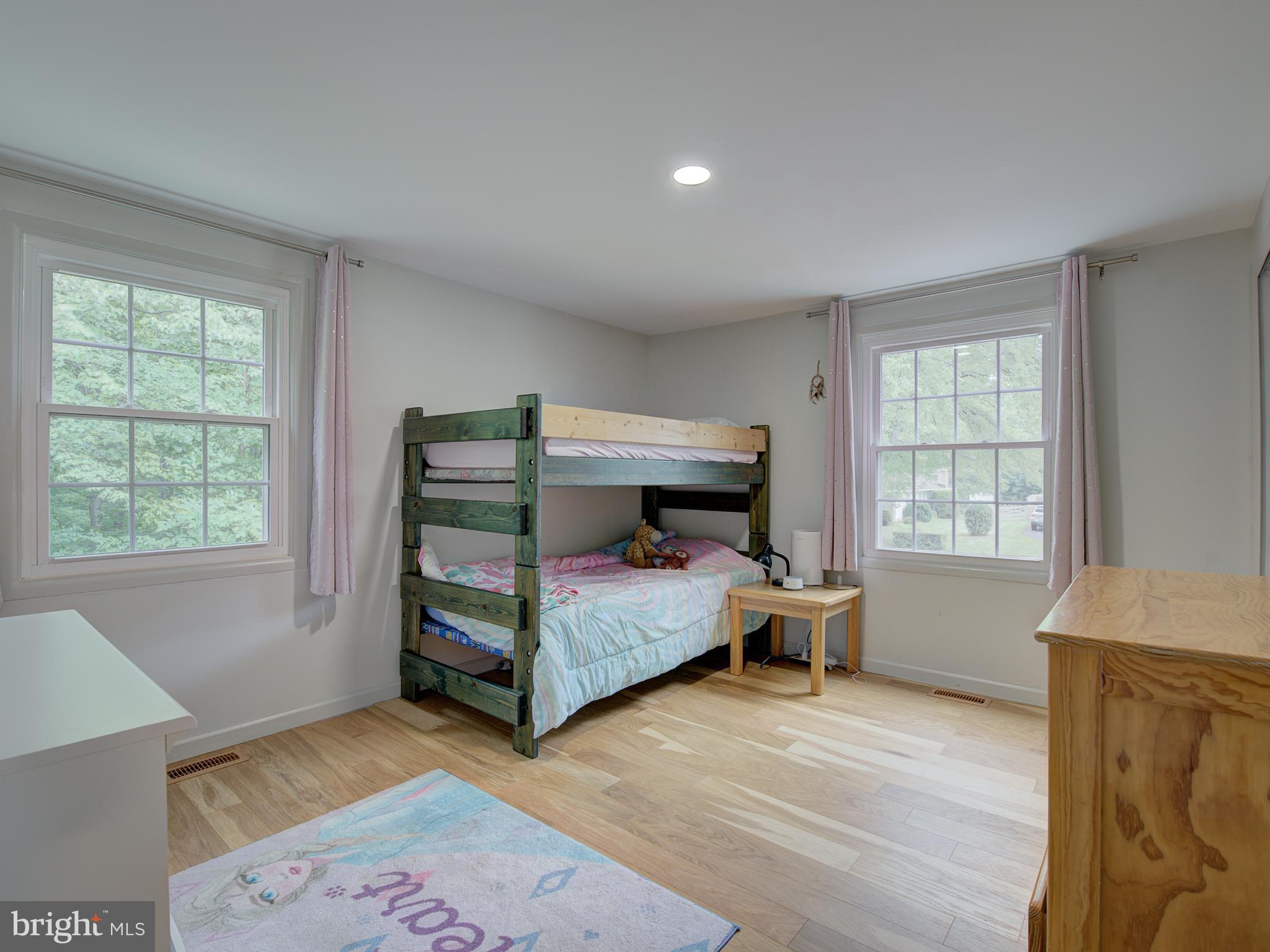 13102 MELVILLE LN