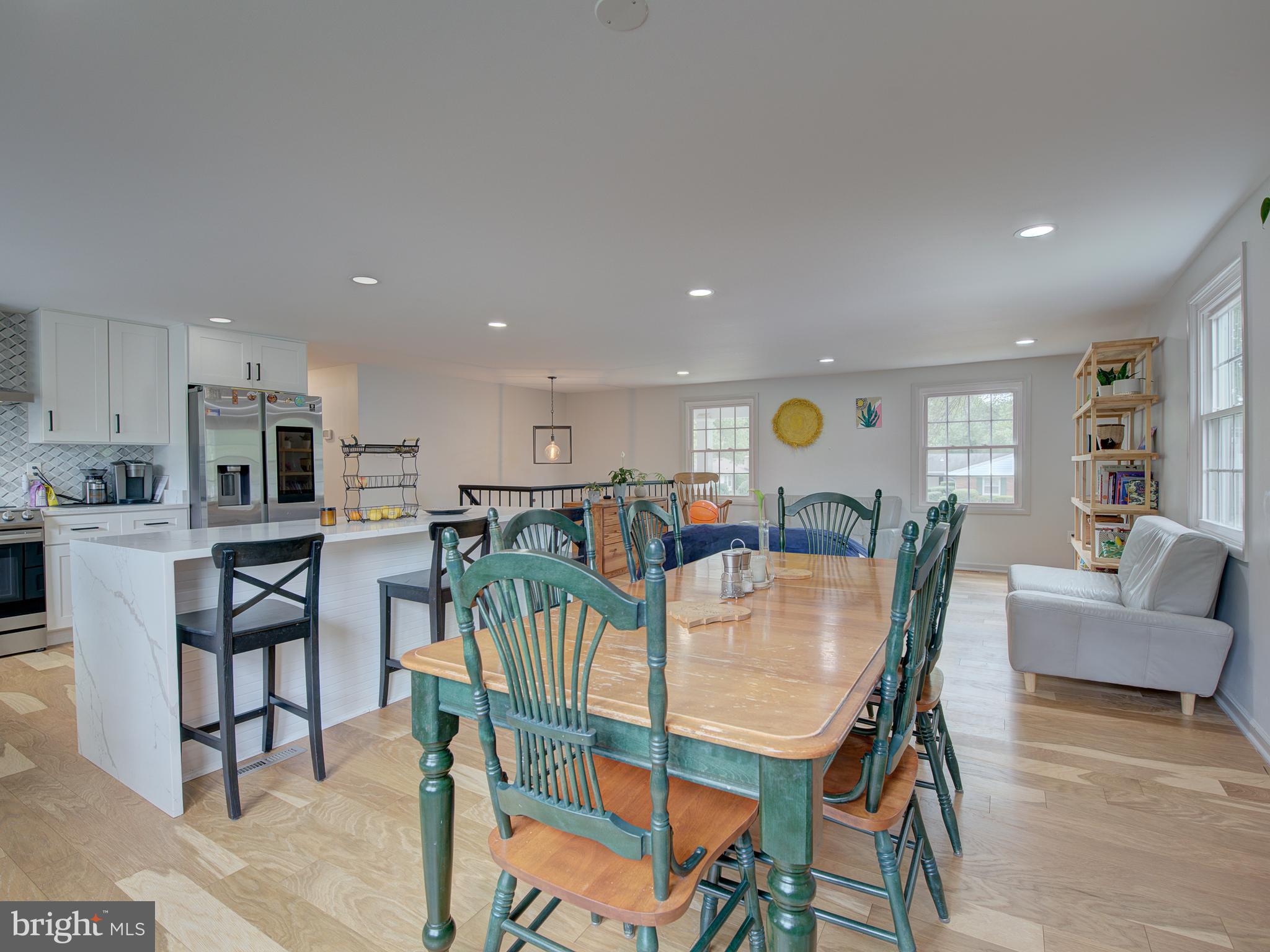 13102 MELVILLE LN