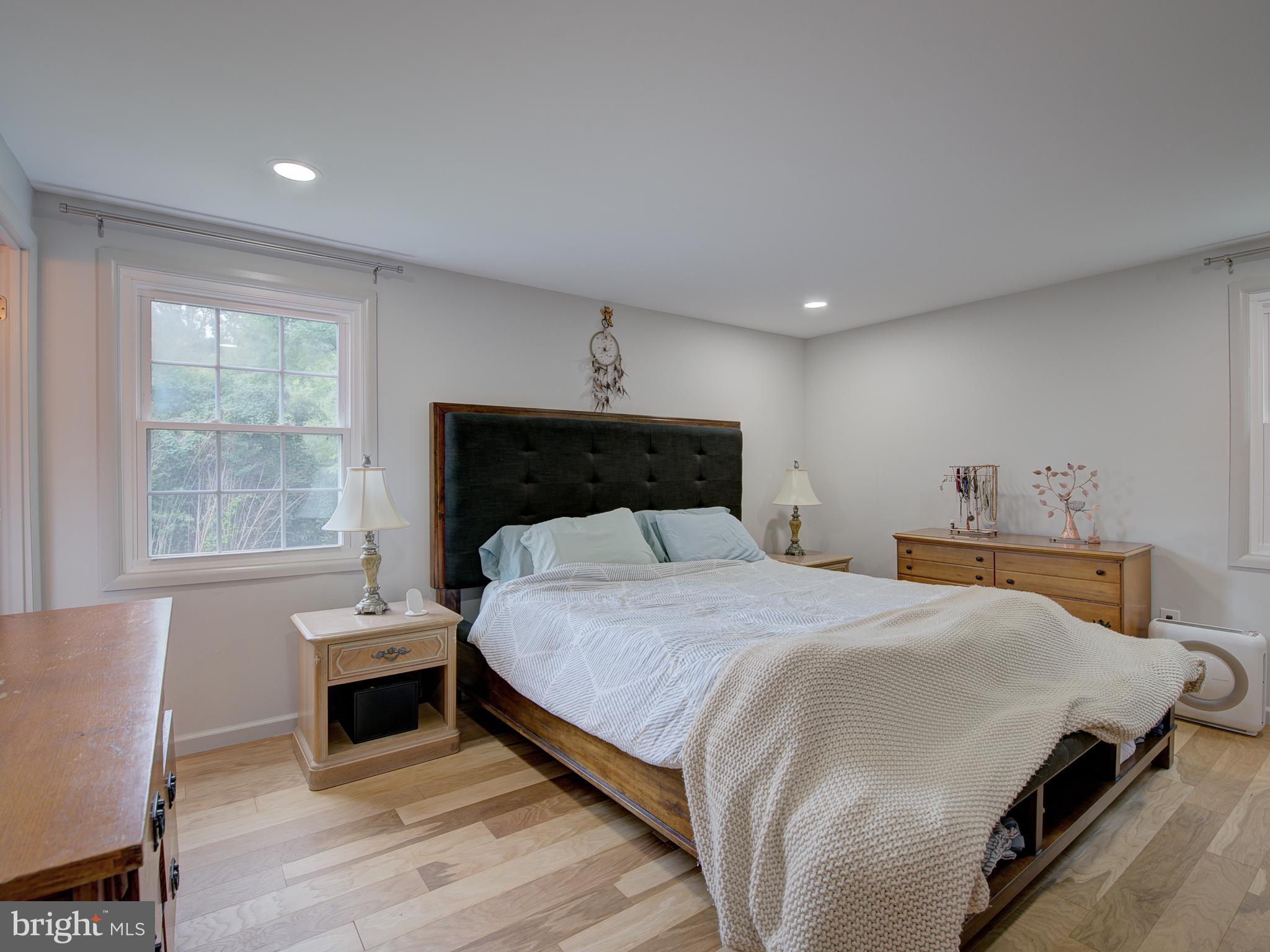 13102 MELVILLE LN