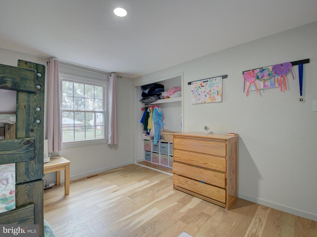 13102 MELVILLE LN