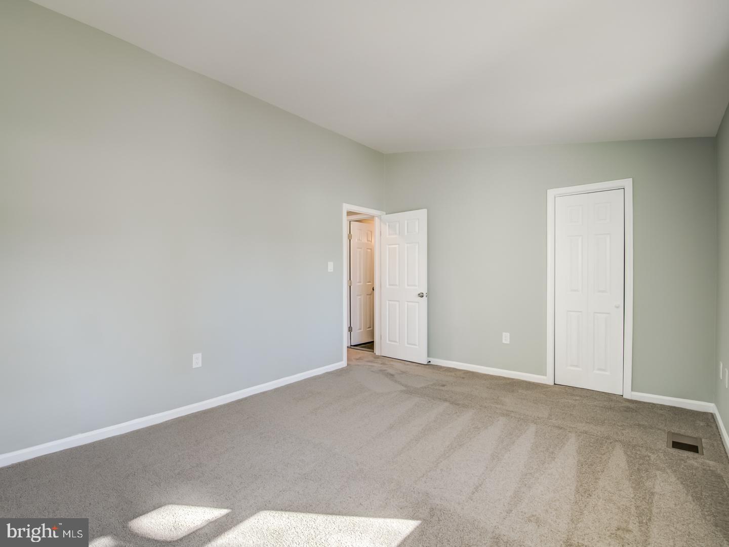5021 AMERICANA DR #5021