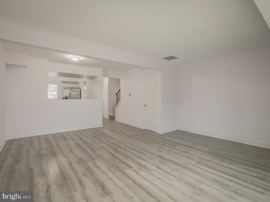 14373 Saguaro Pl