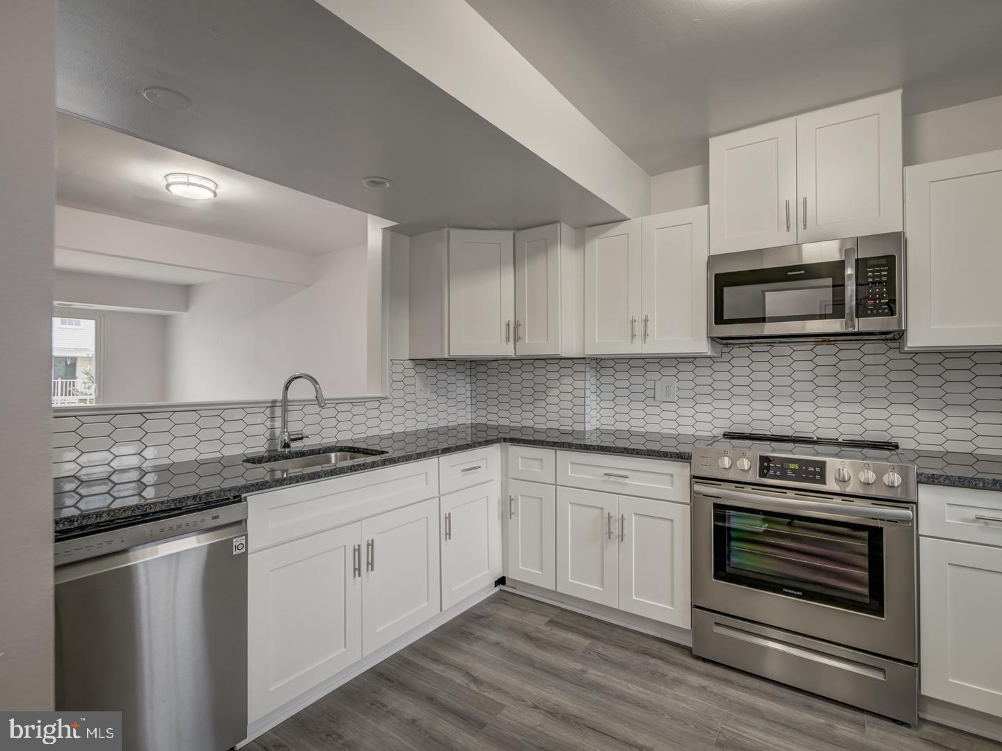14373 Saguaro Pl
