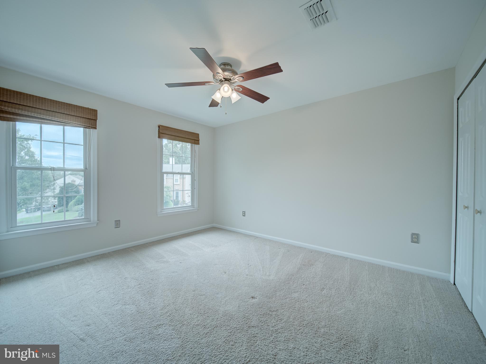 15292 SURREY HOUSE WAY