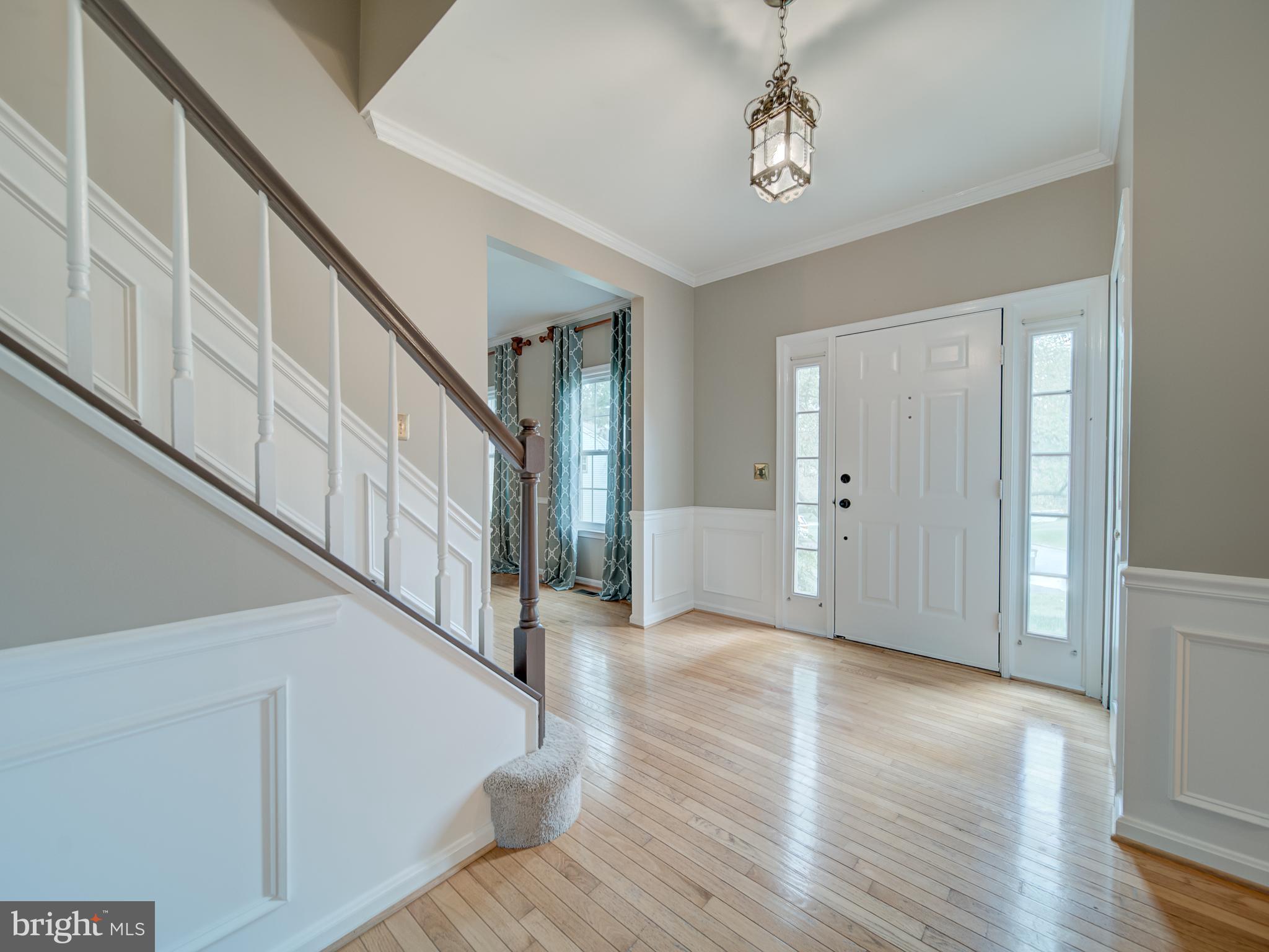 15292 SURREY HOUSE WAY
