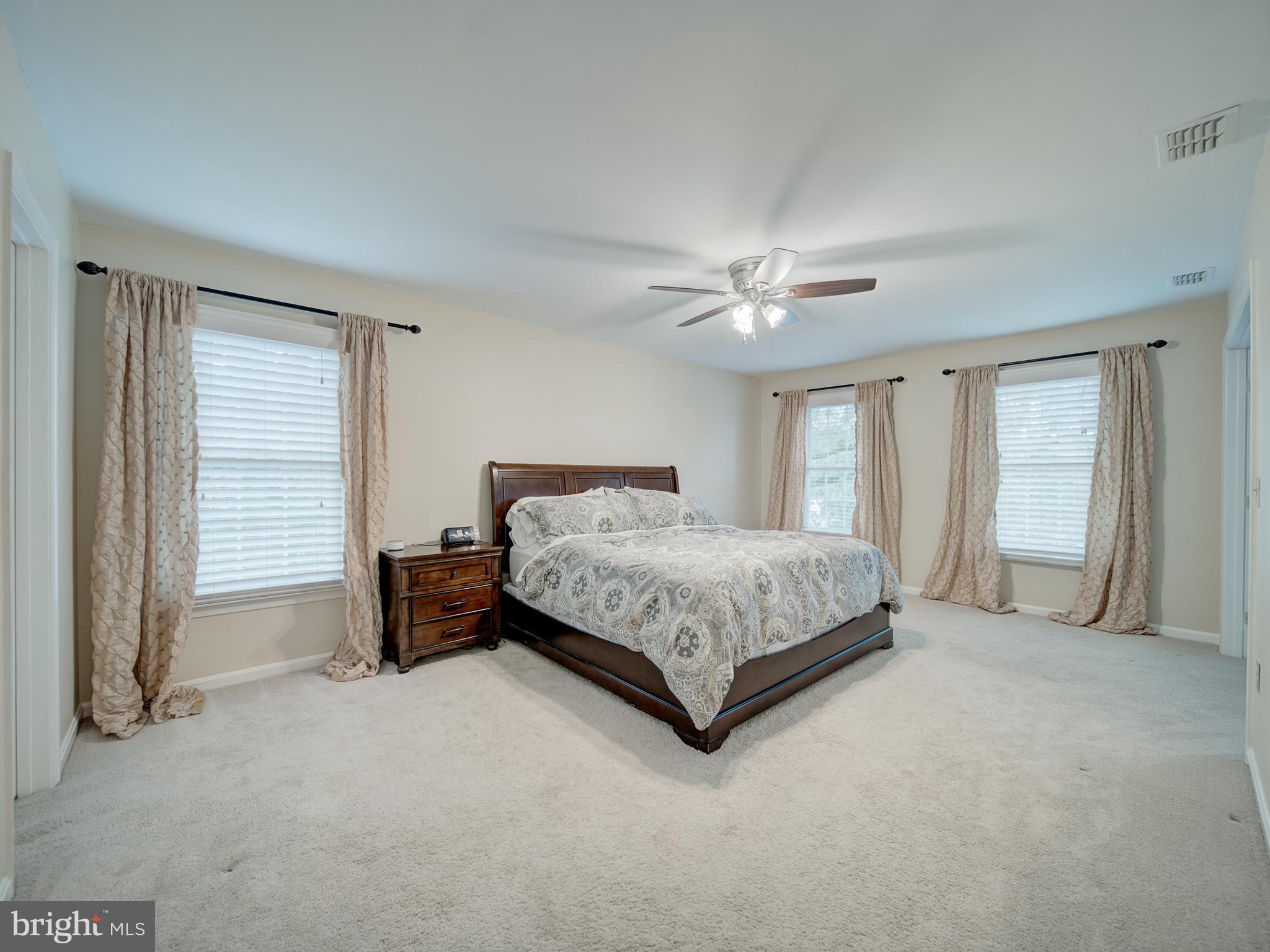 15292 SURREY HOUSE WAY