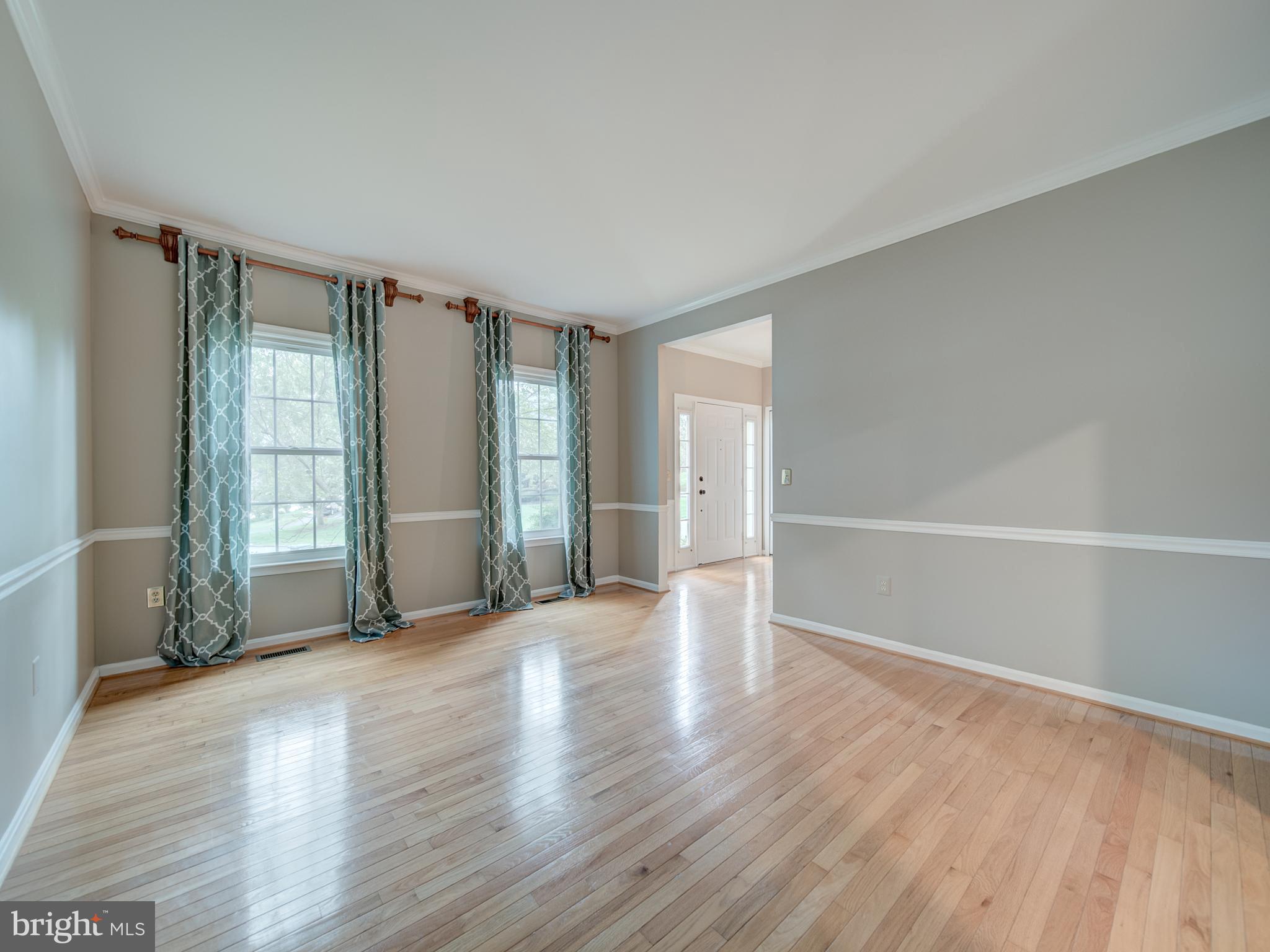 15292 SURREY HOUSE WAY