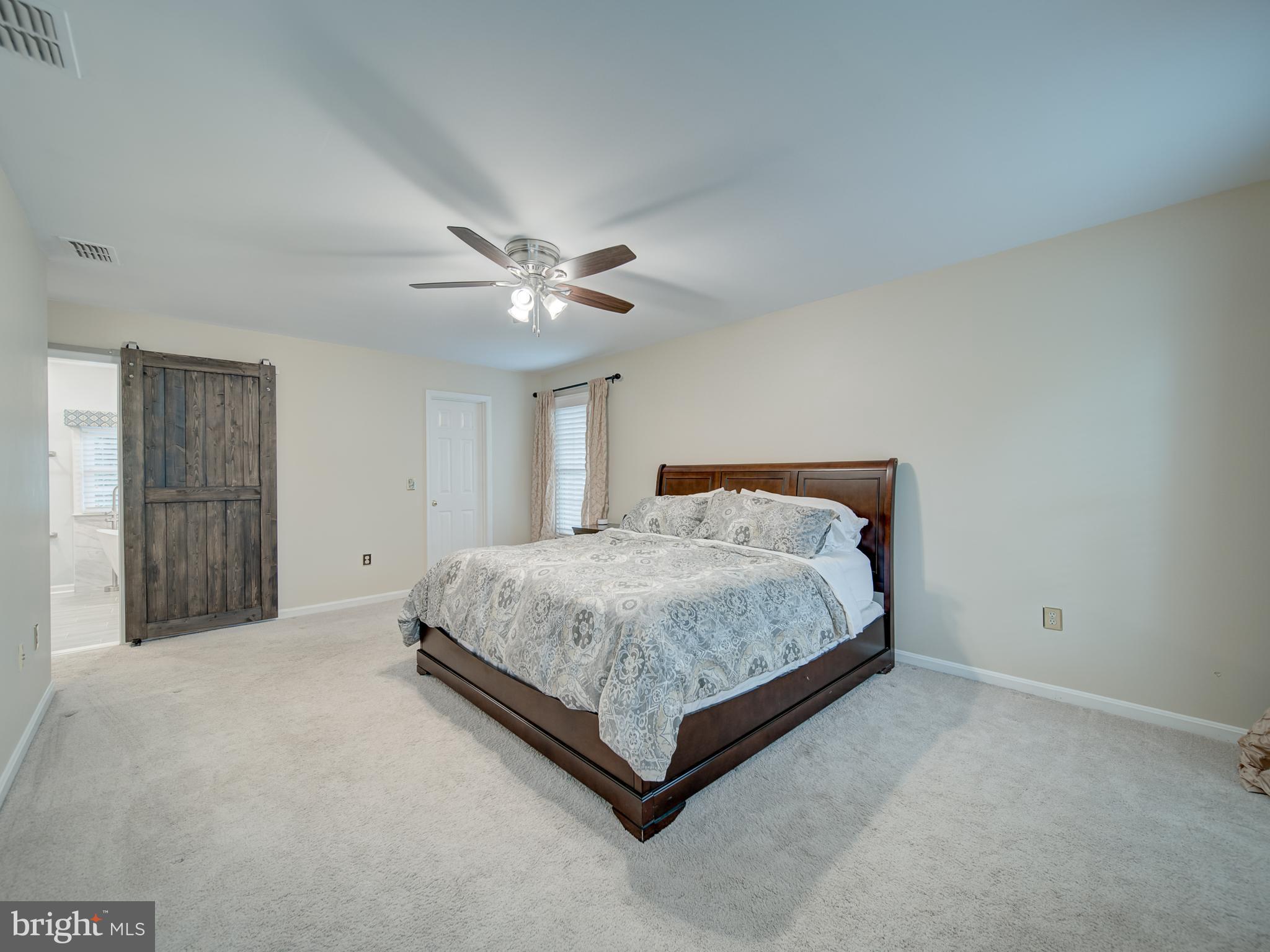 15292 SURREY HOUSE WAY