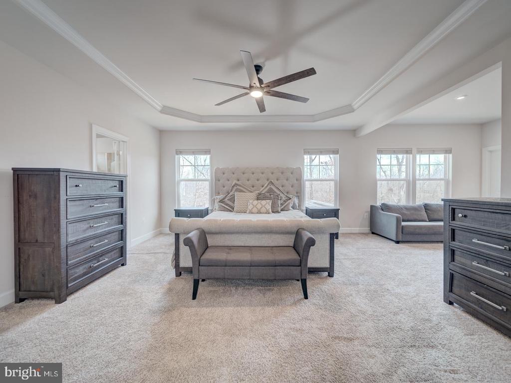 8657 Belle Grove Way