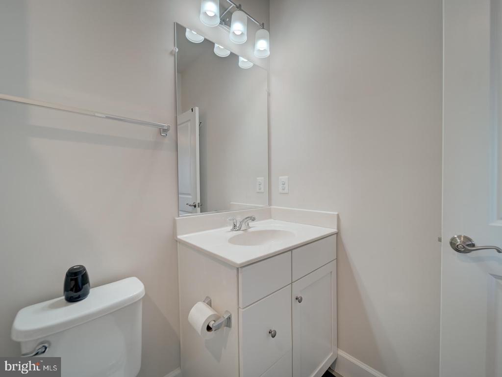 8657 Belle Grove Way