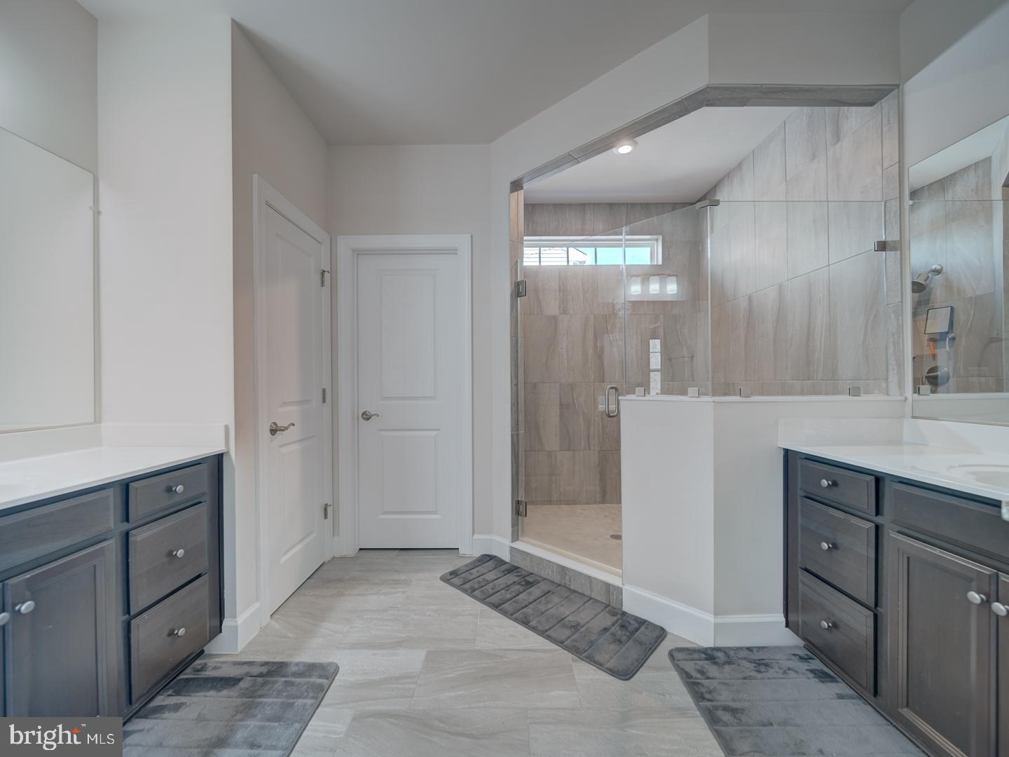 8657 Belle Grove Way
