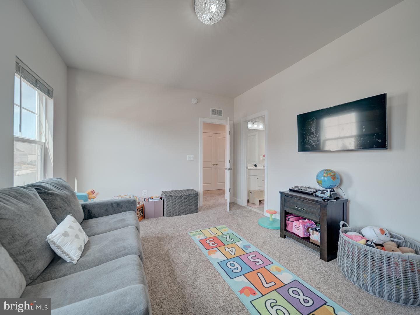 8657 Belle Grove Way
