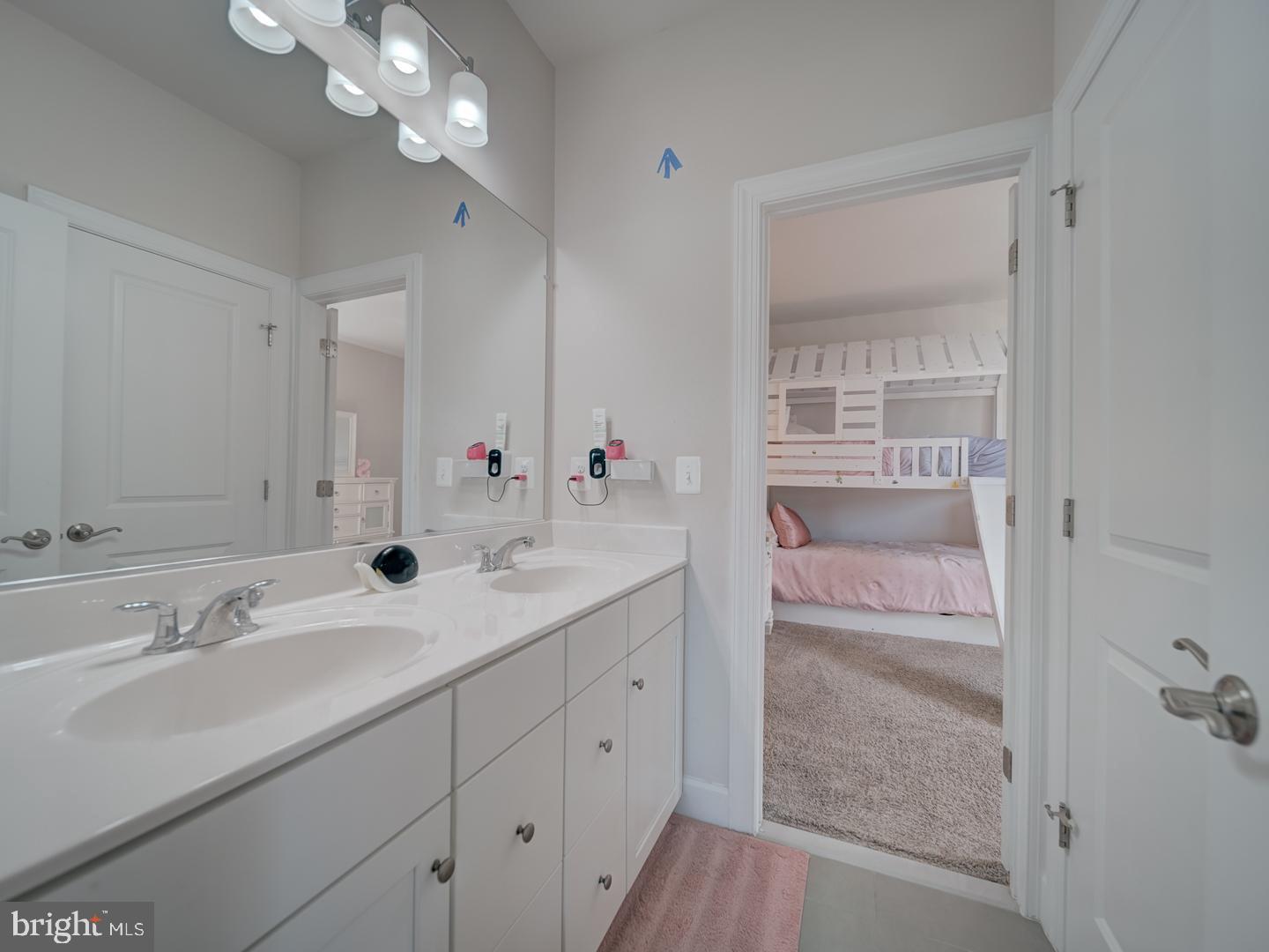 8657 Belle Grove Way