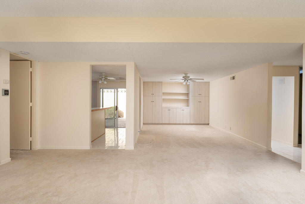 334 Desert Lakes Drive