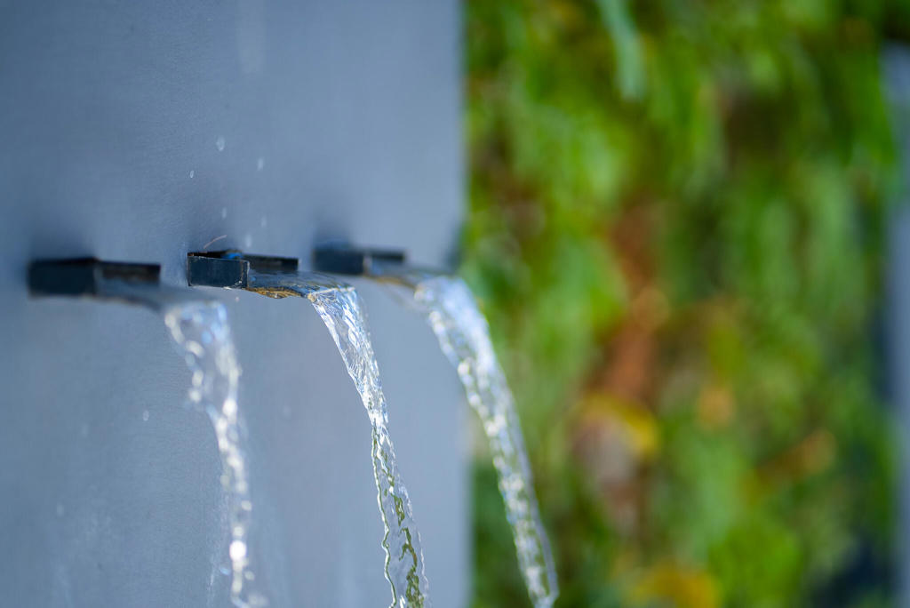 306 Desert Lakes Drive