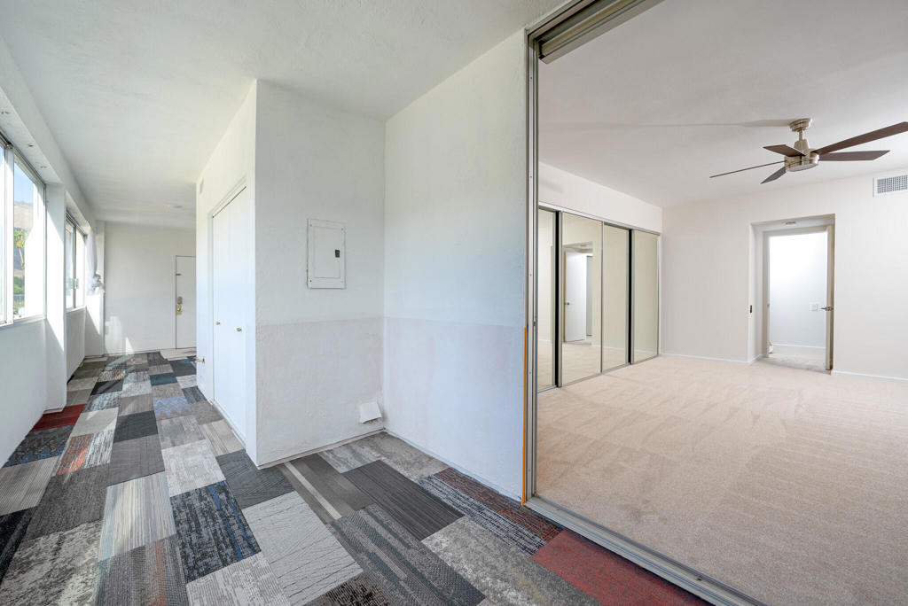 447 Desert Lakes Drive