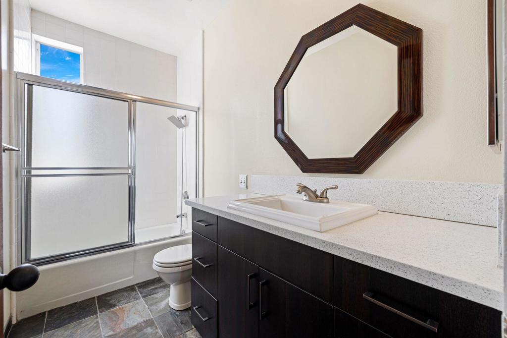 403 Desert Lakes Drive