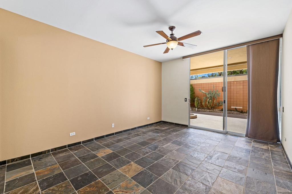 403 Desert Lakes Drive